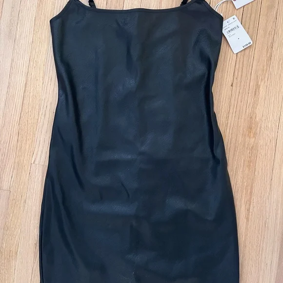 Good American Black Bodycon Mini Dress with Spaghetti Straps and Square Neck - Picture 3 of 4